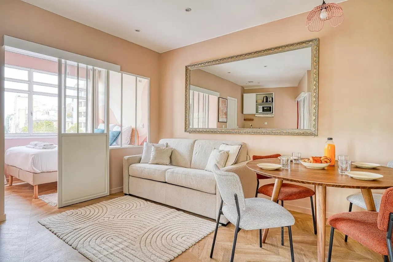 Appartement Proche Parc Monceau / Pereire Paris